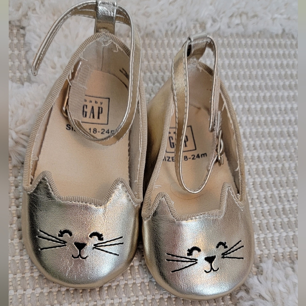 Gold Kitty Flats